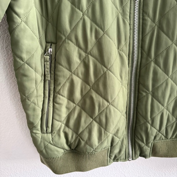 Urban Outfitters x Your Neighbors Devon Quilted Bomber Jacket Green - Picture 11 of 14